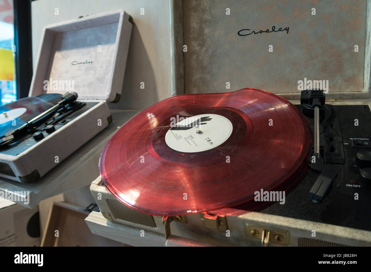 Vinyl Record Abteilung bei Urban Outfitters, Fifth Avenue, New York, USA Stockfoto