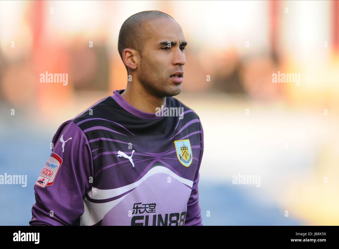 Burnley gegen burton albion Fotos und Bildmaterial in hoher Auflösung