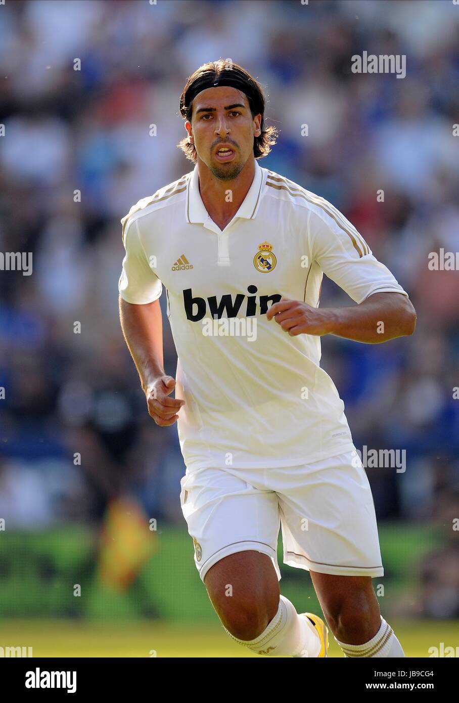 SAMI KHEDIRA REAL MADRID C.F REAL MADRID C.F KING POWER STADIUM LEICESTER ENGLAND 30. Juli 2011 Stockfoto