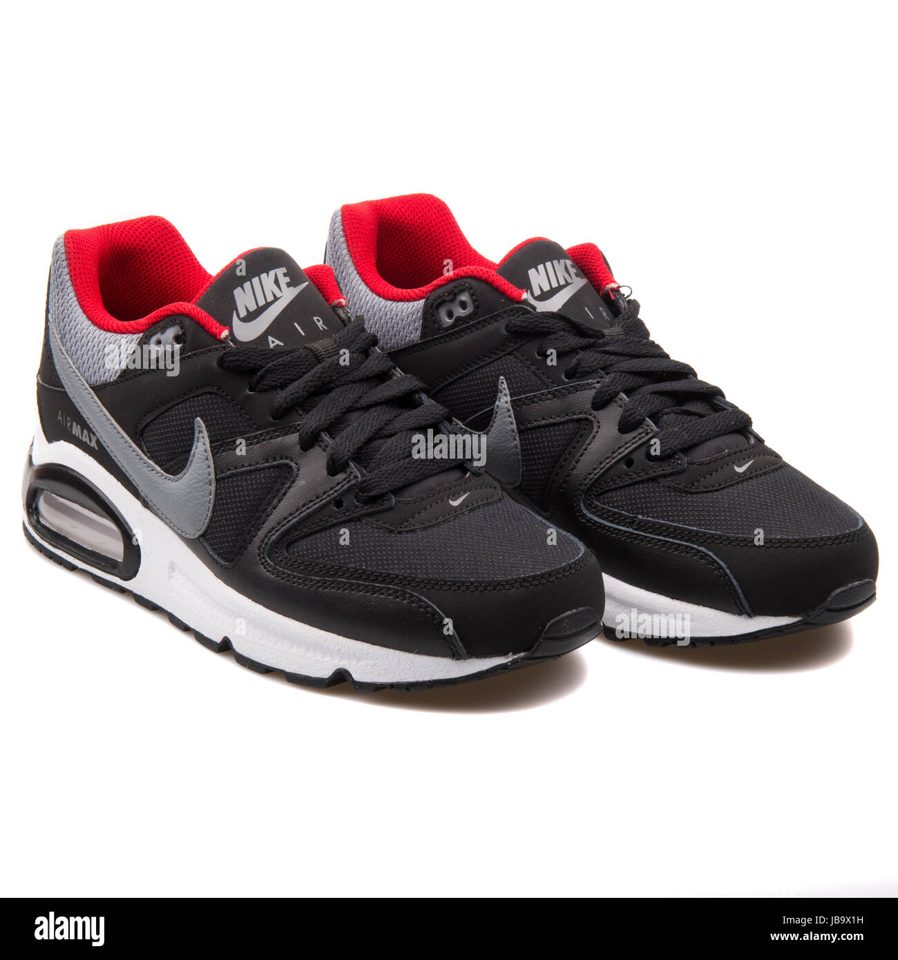 Nike Air Max Command (GS) schwarz, grau und rot Jugend Sport-Sneaker -  407759-065 Stockfotografie - Alamy