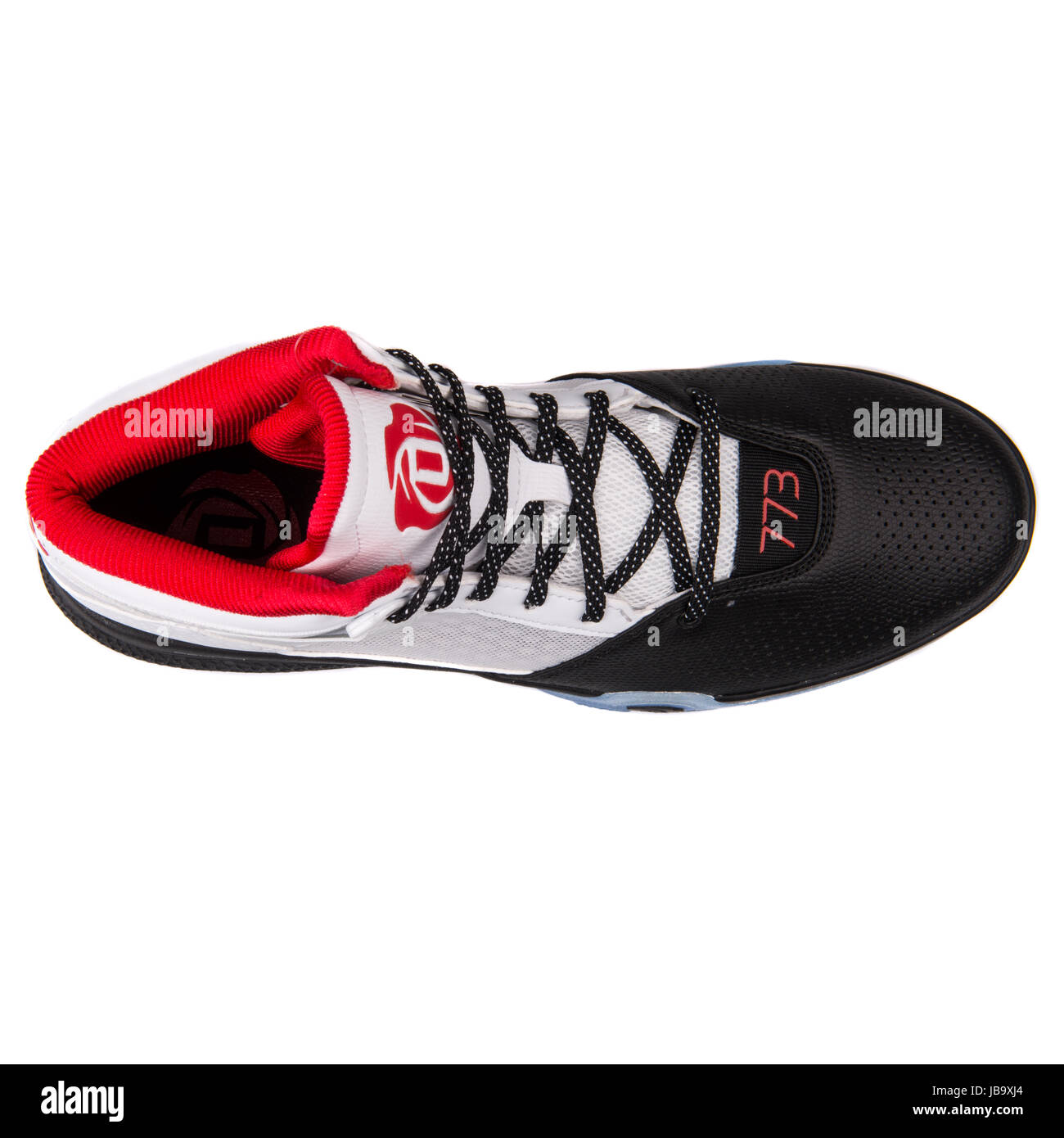 Adidas D Rose 773 IV weiß, schwarz und rot Herren Basketball-Schuhe -  D69433 Stockfotografie - Alamy