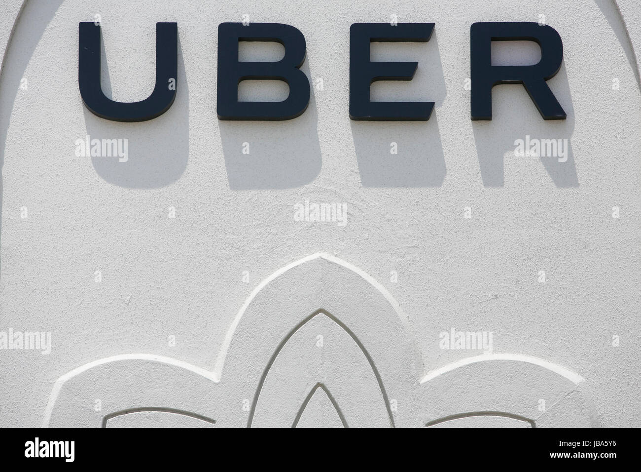 Ein Logo Zeichen außerhalb einer Uber Technologien regionale Büros in Houston, Texas, am 28. Mai 2017. Stockfoto