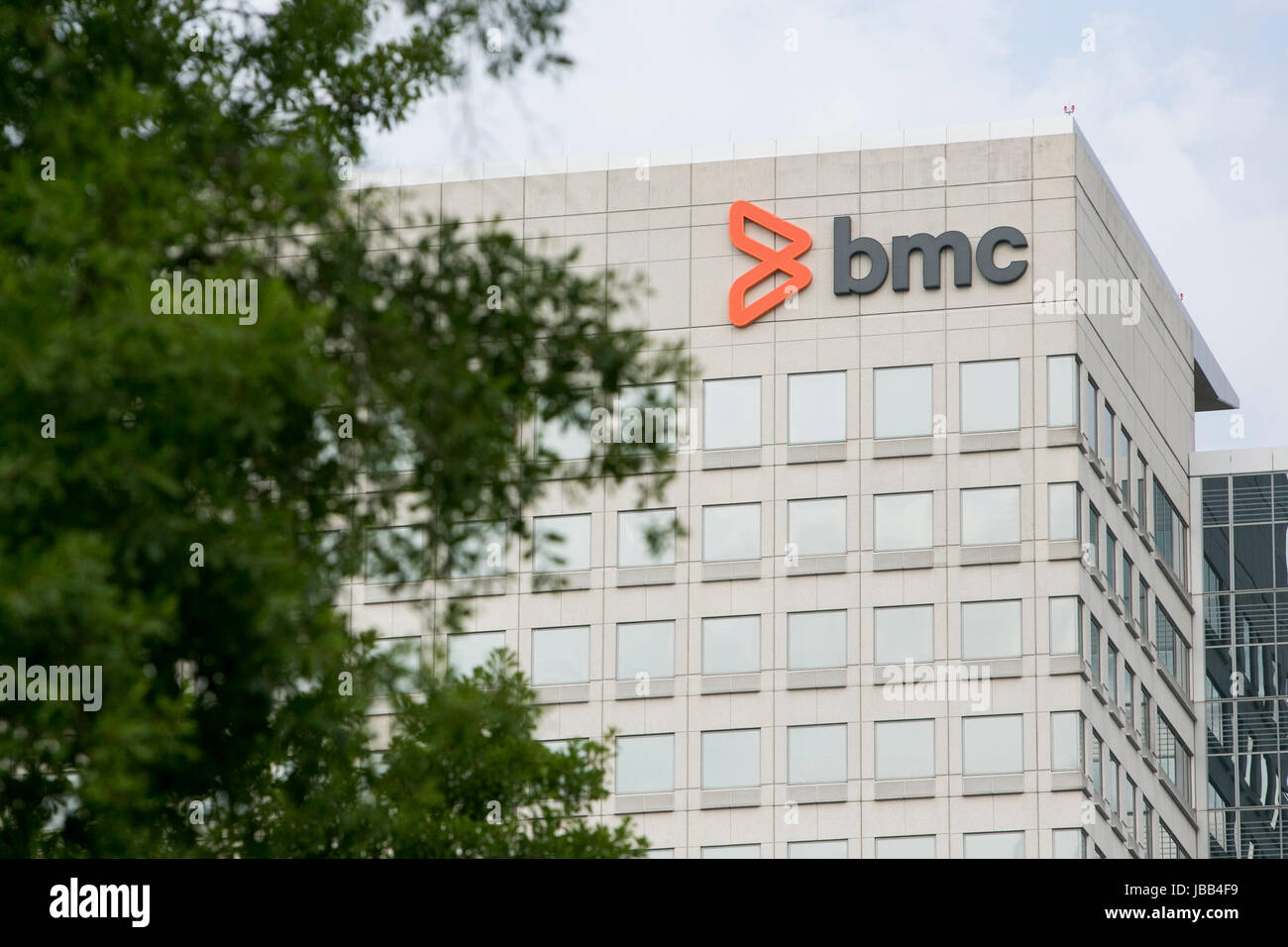 Ein Logo Zeichen außerhalb der Hauptsitz der BMC Software in Houston, Texas, am 27. Mai 2017. Stockfoto