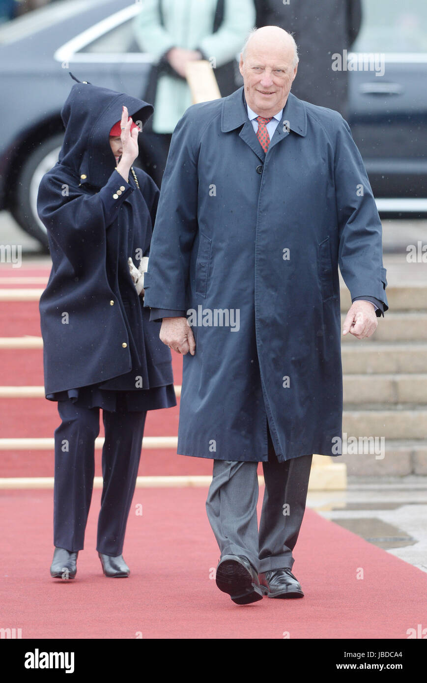 Mittagessen zum norwegischen König Harald v. und Königin Sonja 80. Geburtstag auf der Königlichen Yacht Norge Honnørbrygga Dock, Oslo, Norwegen mit feiern: König Harald v., Königin Sonja Where: Oslo, Vereinigtes Königreich bei: 10. Mai 2017 Credit: WENN.com Stockfoto