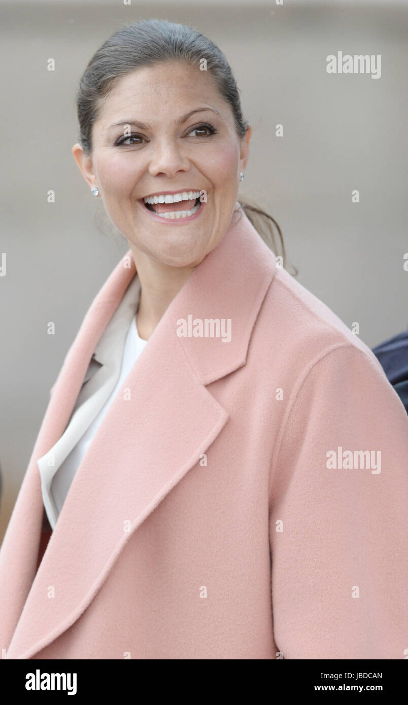 Mittagessen zum norwegischen König Harald v. und Königin Sonja 80. Geburtstag auf der Königlichen Yacht Norge Honnørbrygga Dock, Oslo, Norwegen mit feiern: Kronprinzessin Victoria von Schweden wo: Oslo, Vereinigtes Königreich bei: 10. Mai 2017 Credit: WENN.com Stockfoto