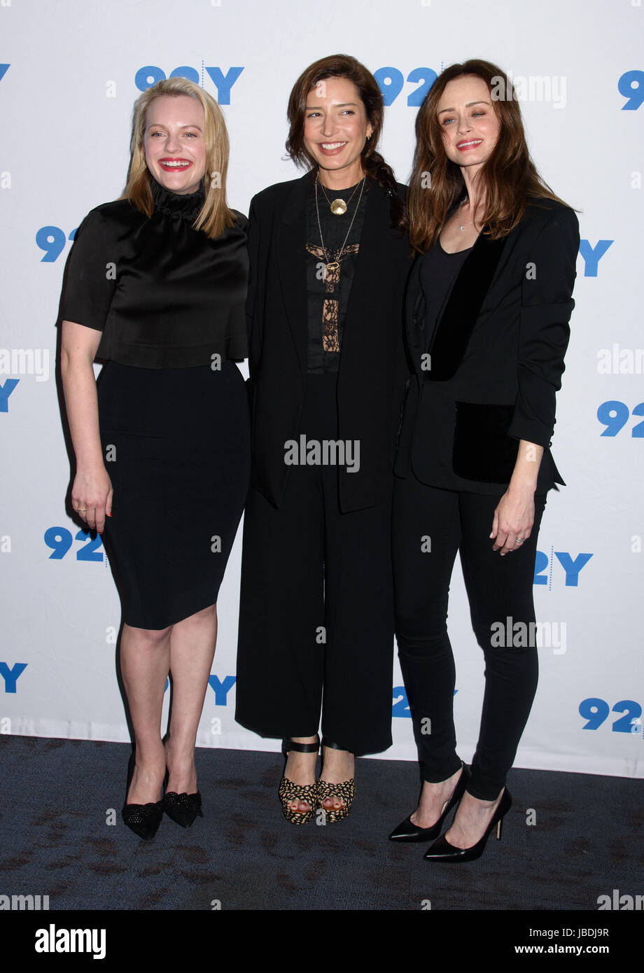 92Y präsentiert Hulu ist "The Handmaid es Tale" Featuring: Elizabeth Moss, Reed Morano, Alexis Bledel wo: New York, New York, Vereinigte Staaten von Amerika bei: 11. Mai 2017 Credit: WENN.com Stockfoto