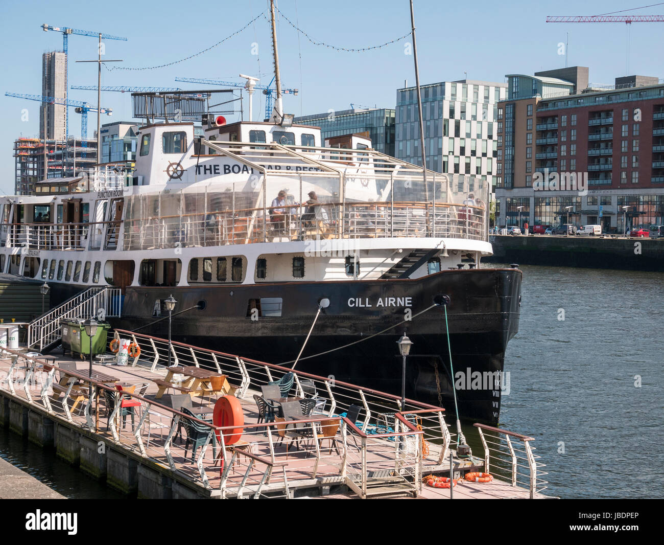 Cill Airne schwimmenden Restaurant und Bar direkt am North Wall Quay, Dublin Stockfoto