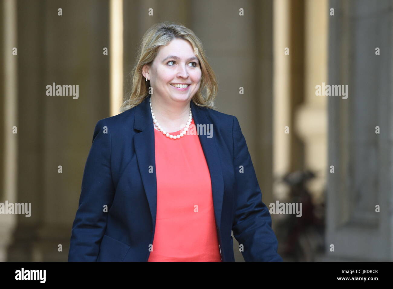 Kulturministerin Karen Bradley kommt in der Downing Street in London. Stockfoto