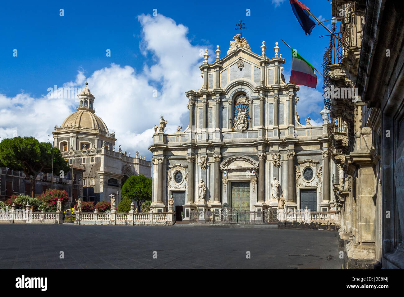 Kathedrale von Santa Agatha am Piazza del Duomo (Domplatz) - Catania, Sizilien, Italien Stockfoto