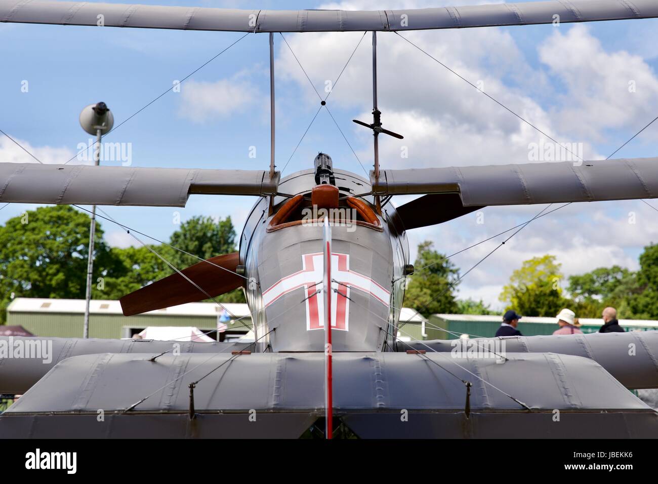 Sopwith Dreidecker "Dixie ll' auf static Display auf Old Warden-Flugplatz Stockfoto