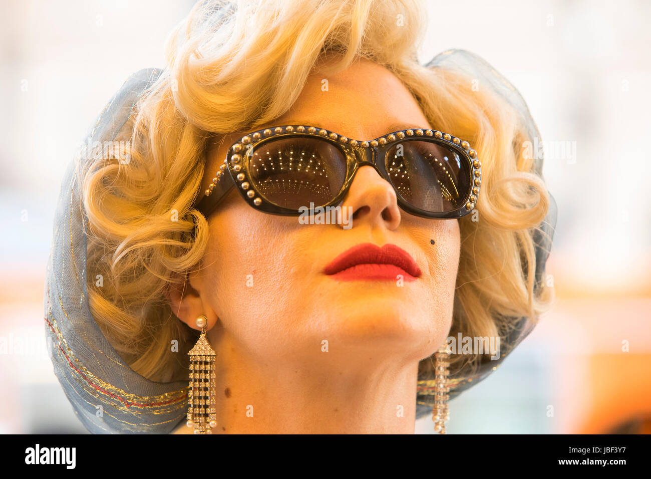 Marilyn Monroe Imitator, Hollywood Boulevard, Hollywood, Los Angeles,  Kalifornien, USA Stockfotografie - Alamy