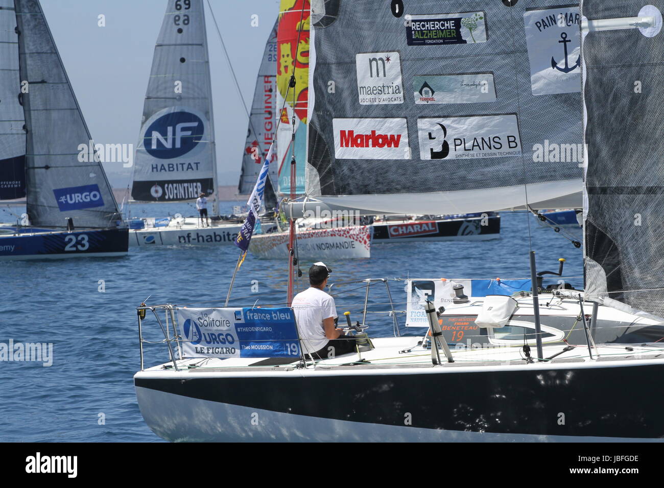 Gijón, Spanien. 10. Juni 2017. Mit 43 Boote Abreise nach Frankreich beginnt die Regatta le Figaro Urgo seine zweite Etappe verlassen Gijon. Bildnachweis: Mercedes Menendez/Pacific Press/Alamy Live-Nachrichten Stockfoto