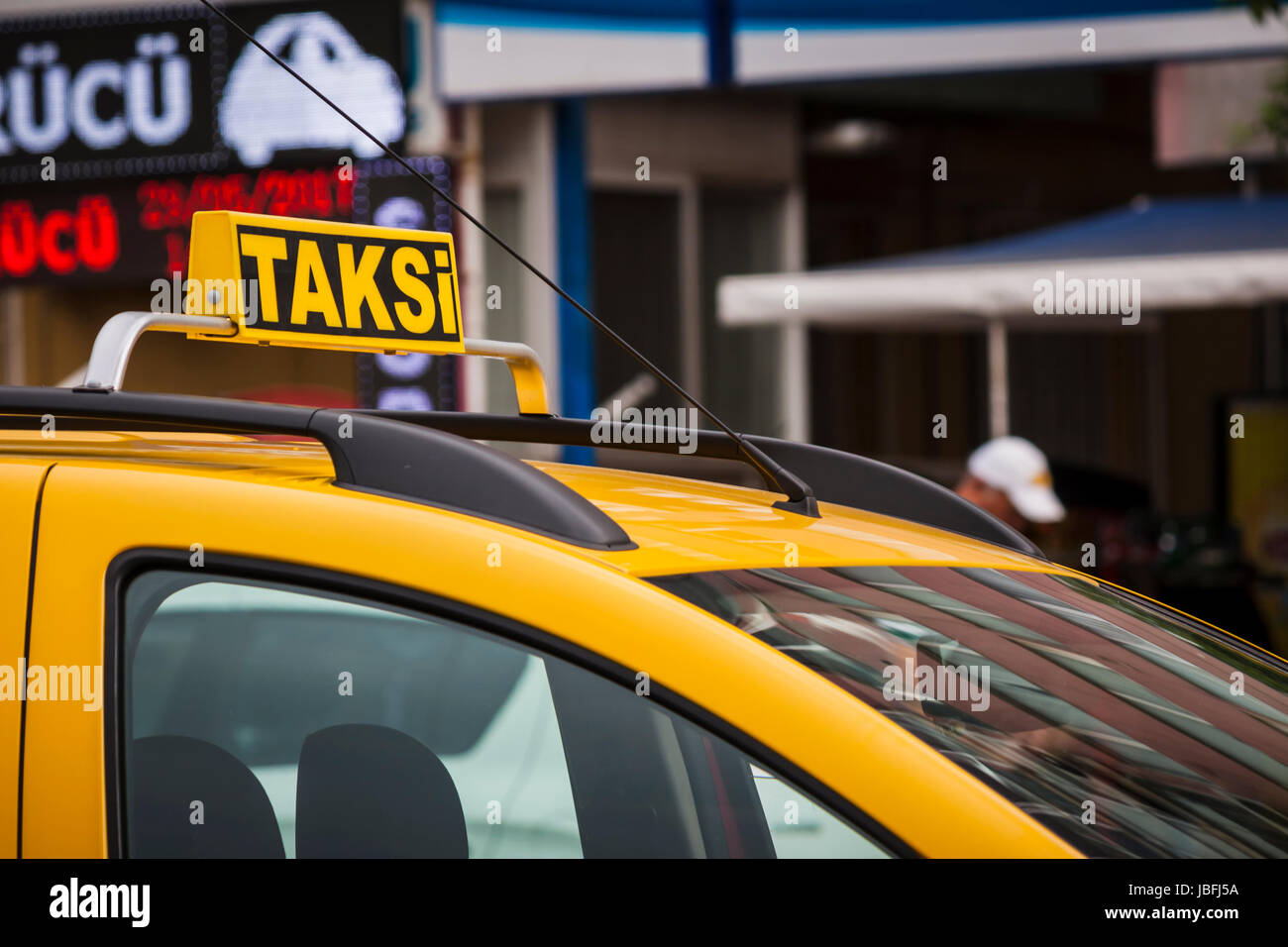 Türkische Taxi auf der Straße Stockfoto