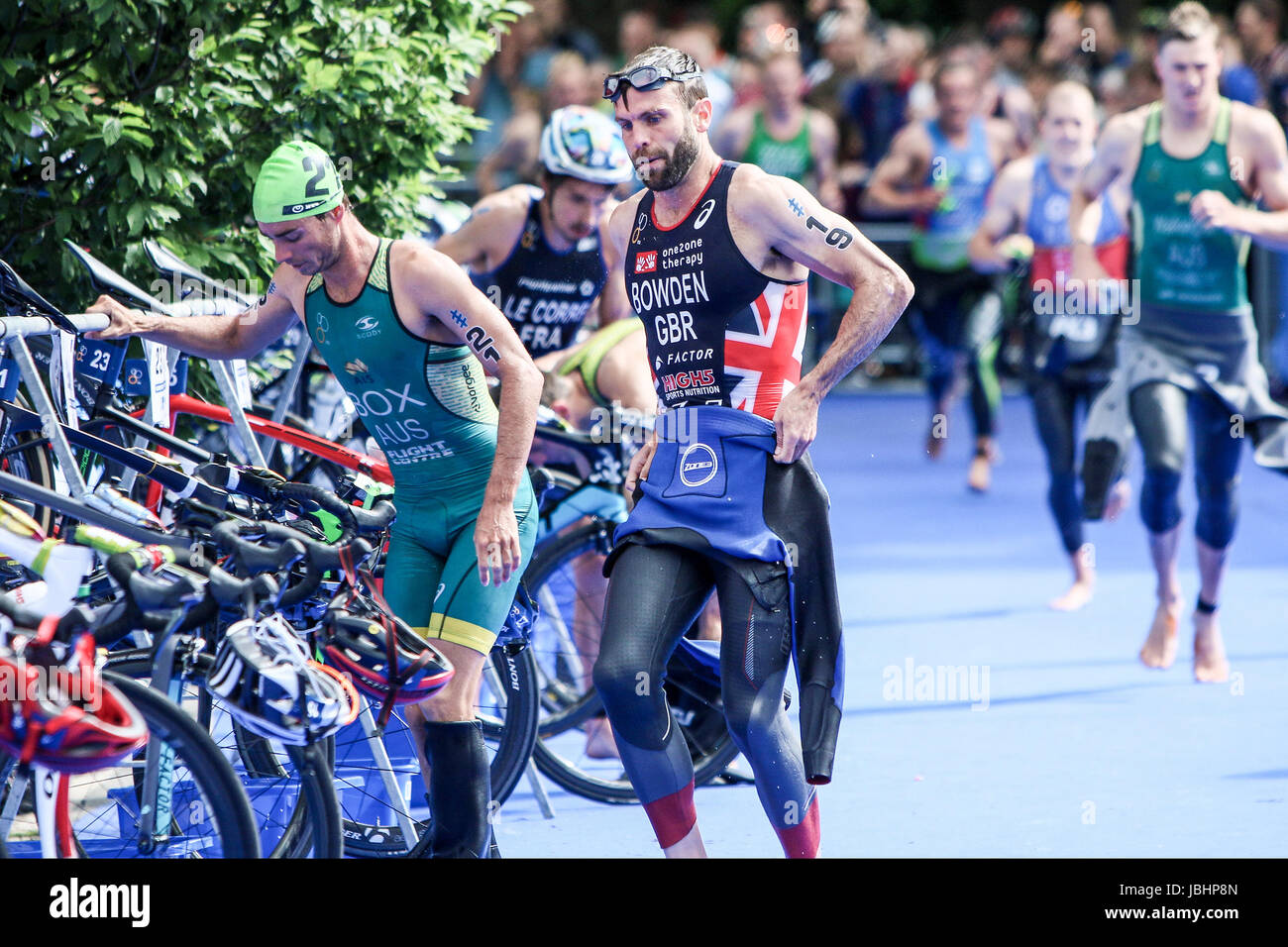 Leeds, UK. 11 Mai 2017.Adam Bowden bei Columbia Threadneedle World Triathlon Leeds Credit: Dan Cooke / Alamy Live News Stockfoto