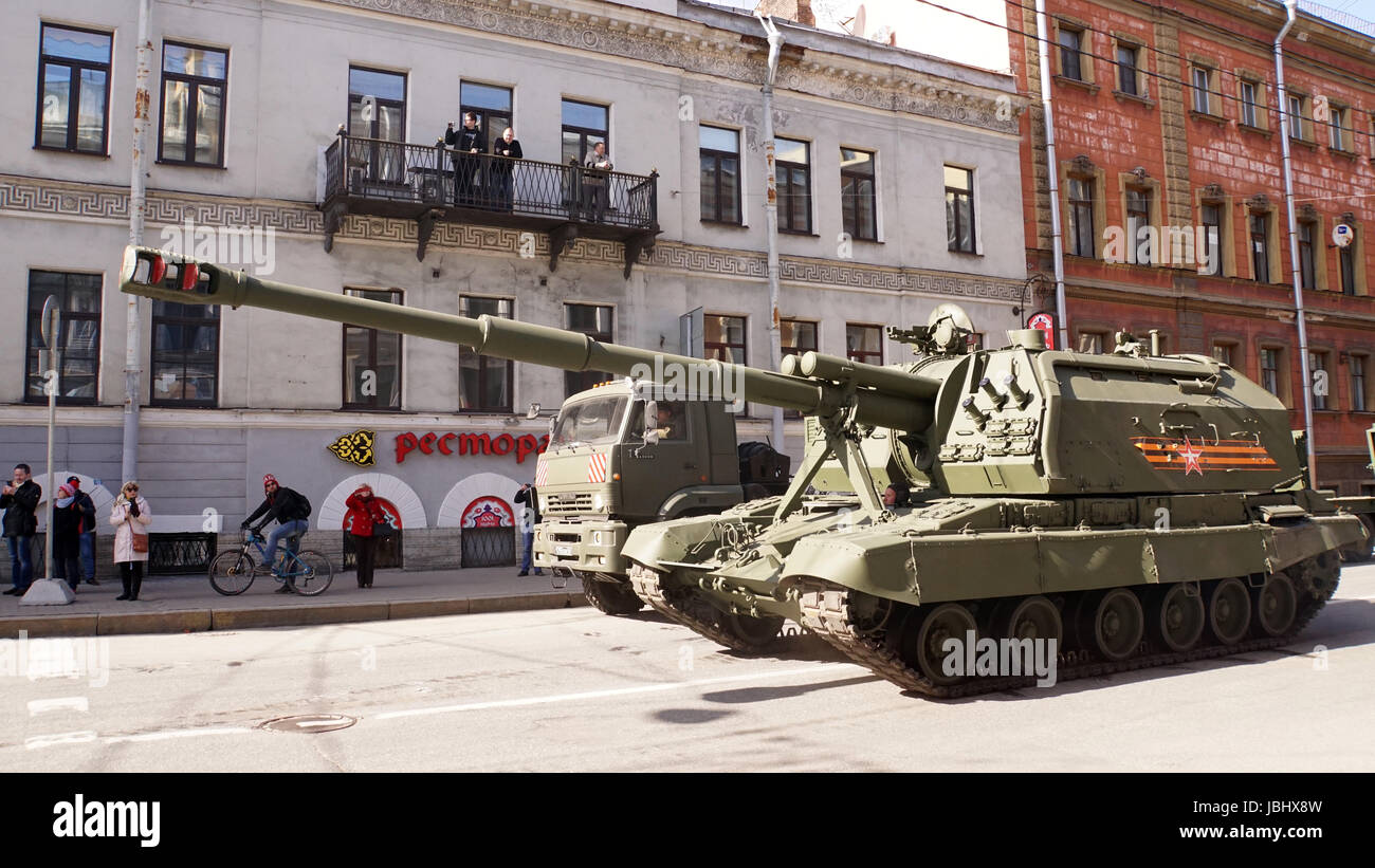 St. Petersburg, Russland - 9. Mai 2017. Siegesfeier: Selbstfahrpistole Stockfoto