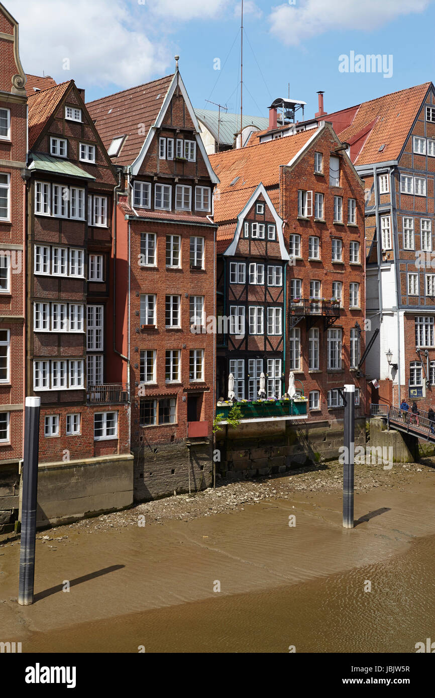 Hamburger ältesten Häuser am Nikolaifleet (Deich Street). Stockfoto