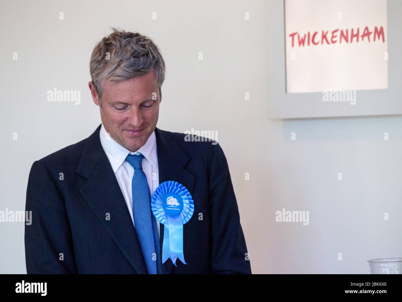 Konservativen Kandidaten, Zac Goldsmith, ausgewählt nach die Abstimmung 4 Mal gezählt wurde. Sarah Olney, Lib Dems, verloren mit rund 45 Stimmen Stockfoto