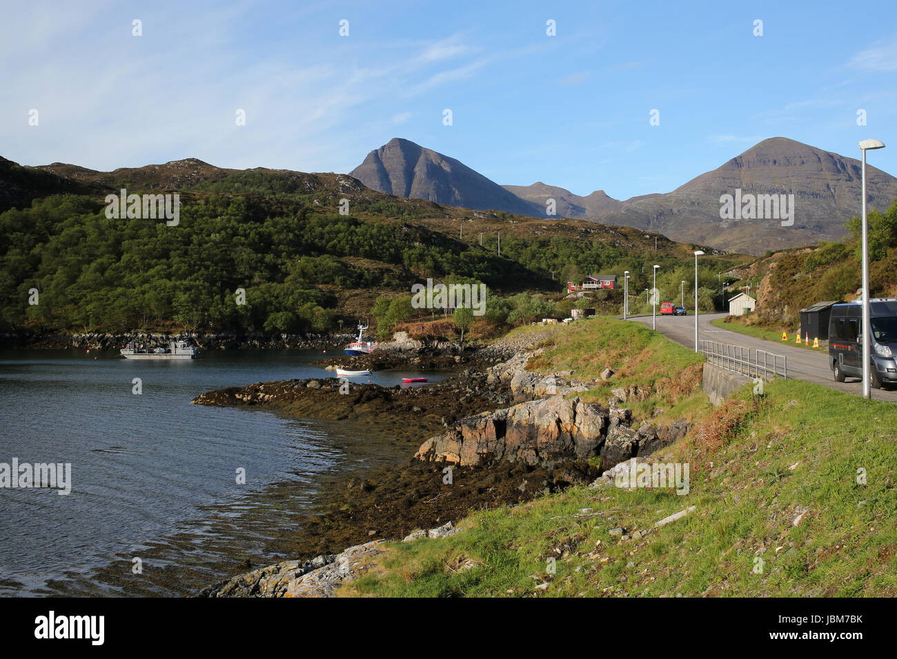 Kylesku Dorf in den schottischen Highlands am Ufer des Loch Glendhu Schottland entlang der nördlichen Küste 500 Stockfoto