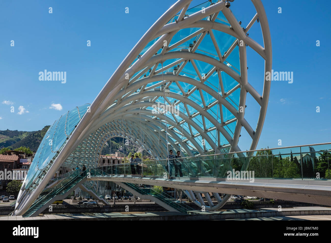 Friedensbrücke über Mtkwari River, Tbilisi, Georgia, Osteuropa Stockfoto