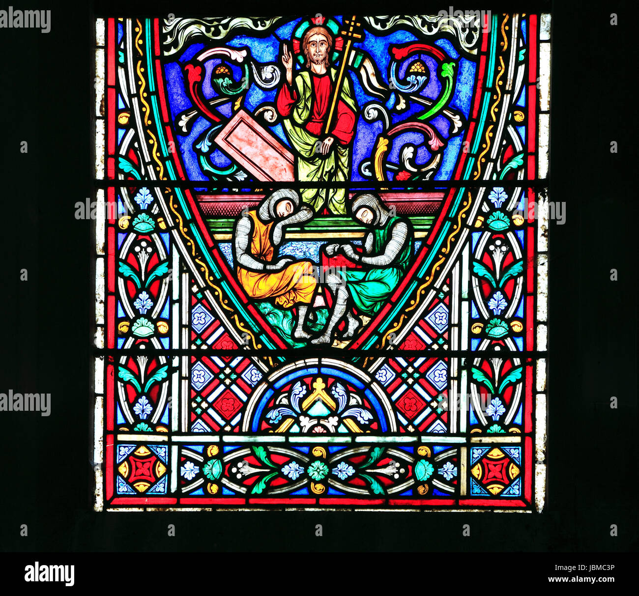 Auferstehung Christi, Buntglasfenster während Roman Schlaf, Wachen von Didron von Paris, 1860, Geschichte von Ostern, Feltwell, Norfolk, England, UK Stockfoto