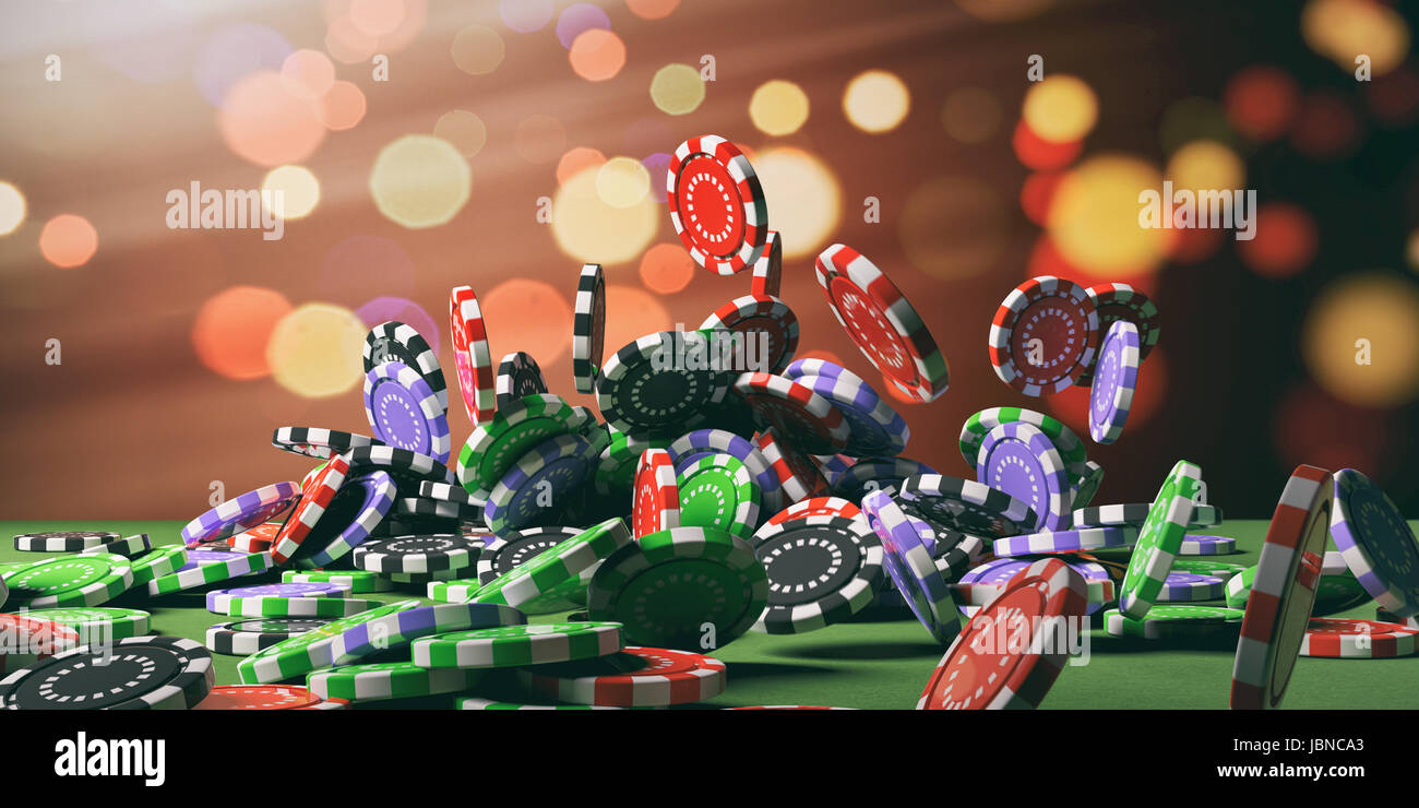 Bunte Pokerchips auf grünem Filz Hintergrund fallen. 3D illustration Stockfoto