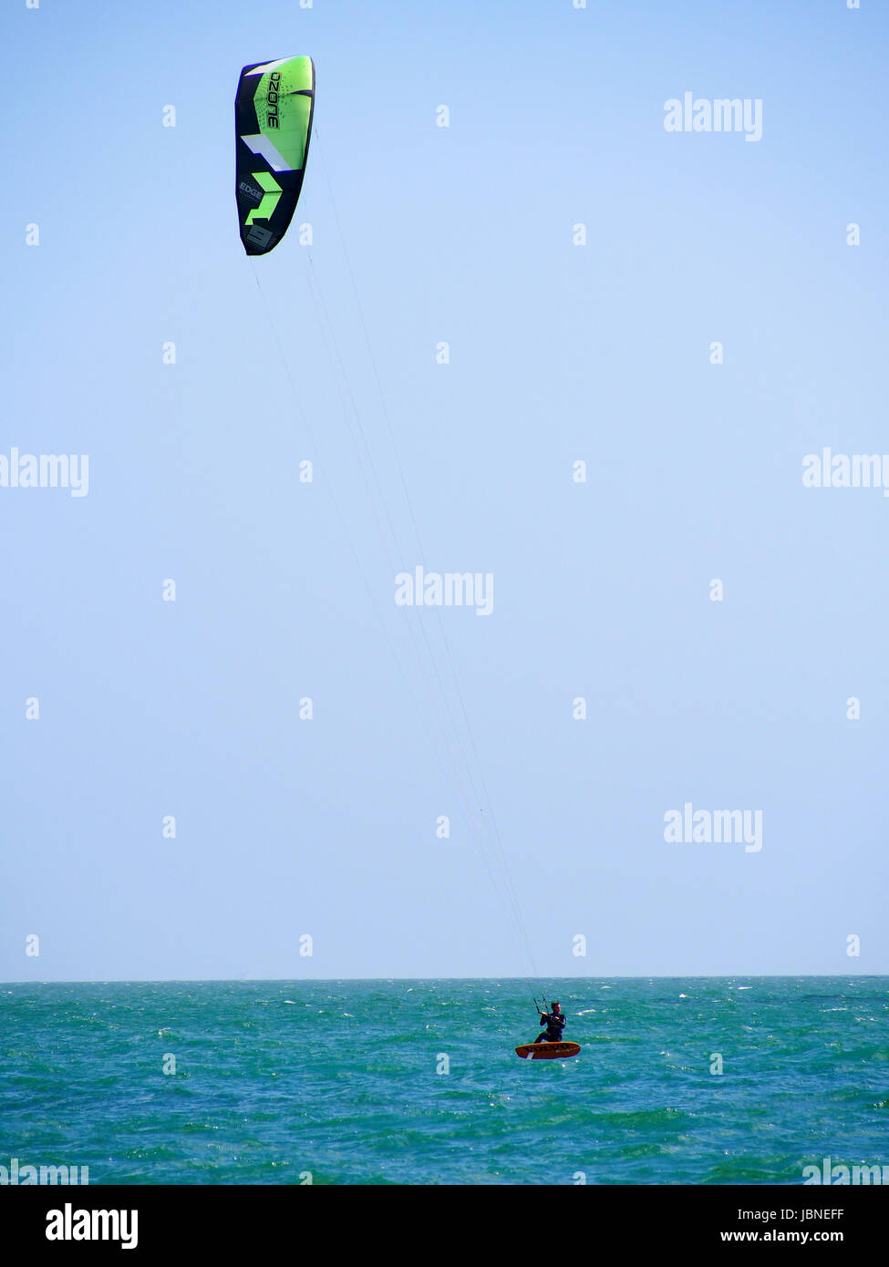 Kite-Surfen ab Yaverland Strand, Sandown, Isle Of wight Stockfoto