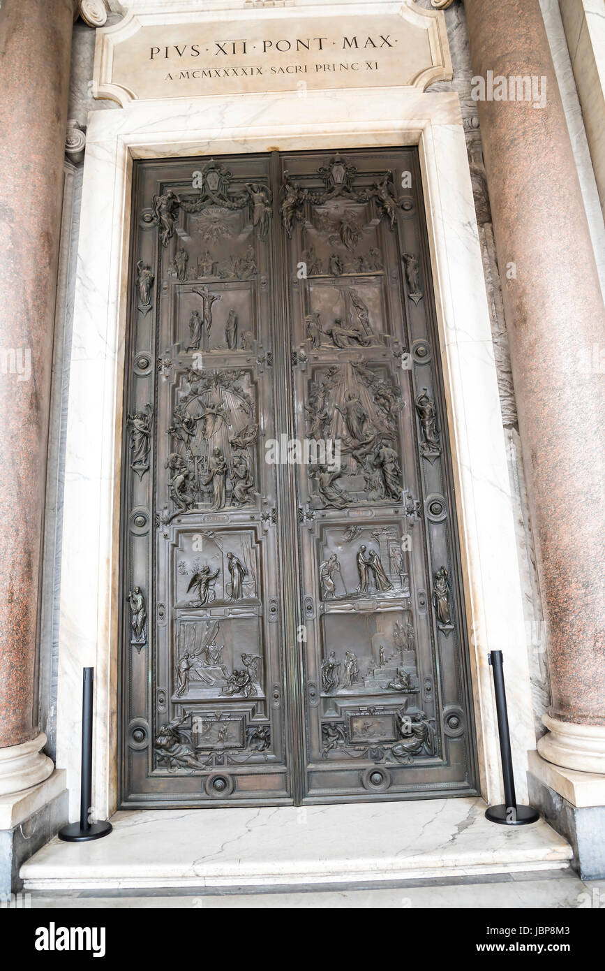 Die Basilika von Santa Maria Maggiori auf dem Esquilin-Hügel in Rom Italien Stockfoto