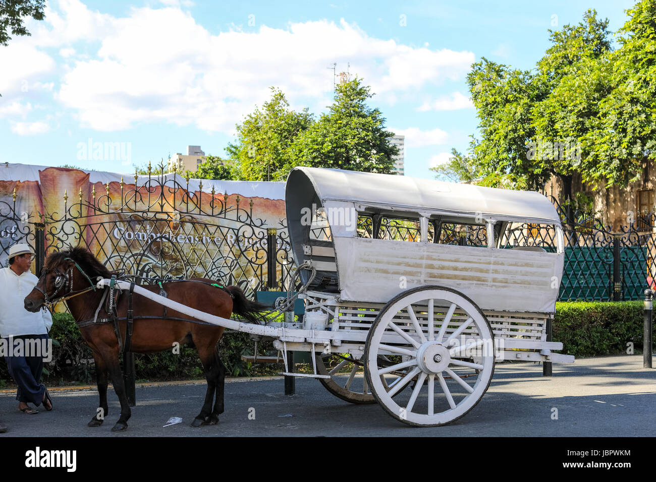 29. Oktober 2016 Pferd mit Kutsche in Intramuros, Manila, Philippinen Stockfoto