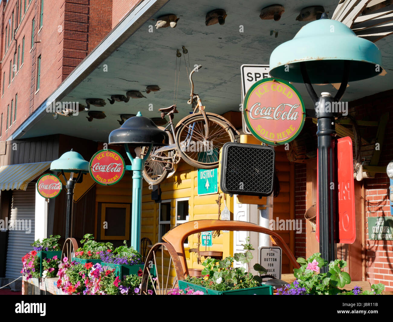 Vintage Coca Cola Schilder, Altmarkt, Omaha, Nebraska. Stockfoto