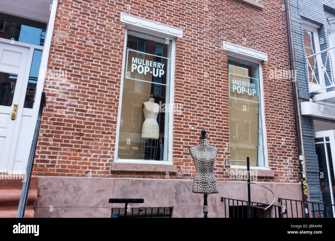 Maulbeere-Pop-up-Shop in Little Italy, New York City Stockfoto