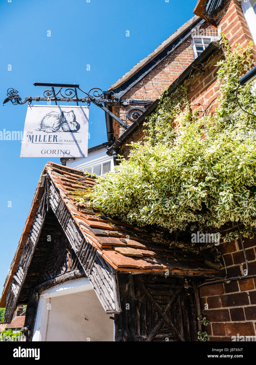 Der Müller von Mansfield, Restaurant und Gasthaus, Goring-on-Thames, Oxfordshire, England Stockfoto
