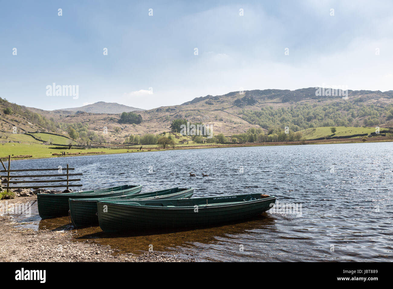 Fischerboote am Watendlath Tarn Stockfoto