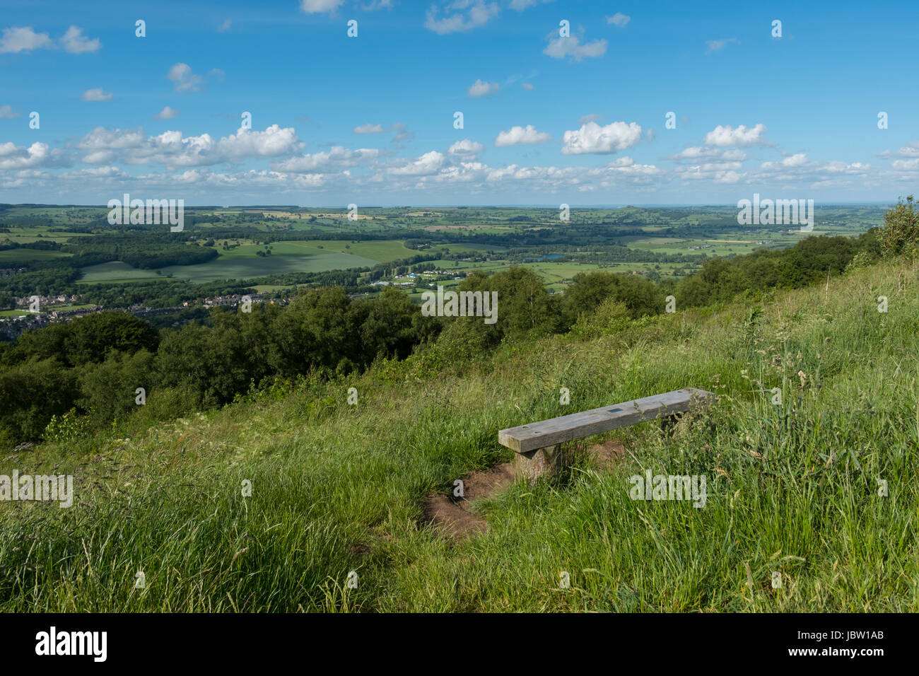 Schönen Sommertag an der Spitze der Otley Chevin in West Yorkshire Stockfoto