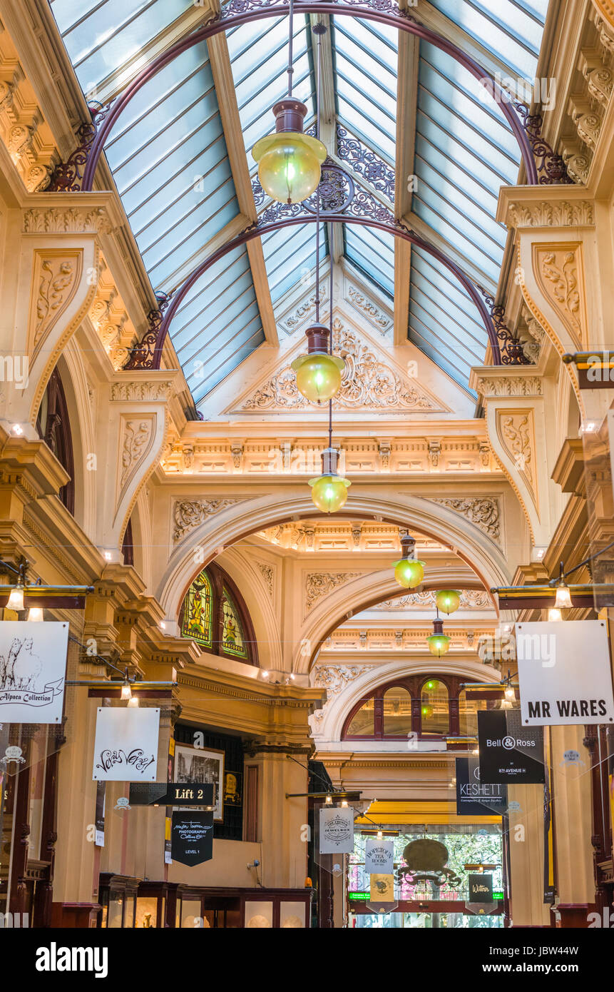 Centreway arcade Fotos und Bildmaterial in hoher Auflösung Alamy