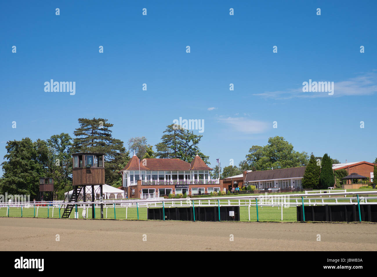Hospitality Suiten im leeren Lingfield Park Racecourse in Surrey England Stockfoto