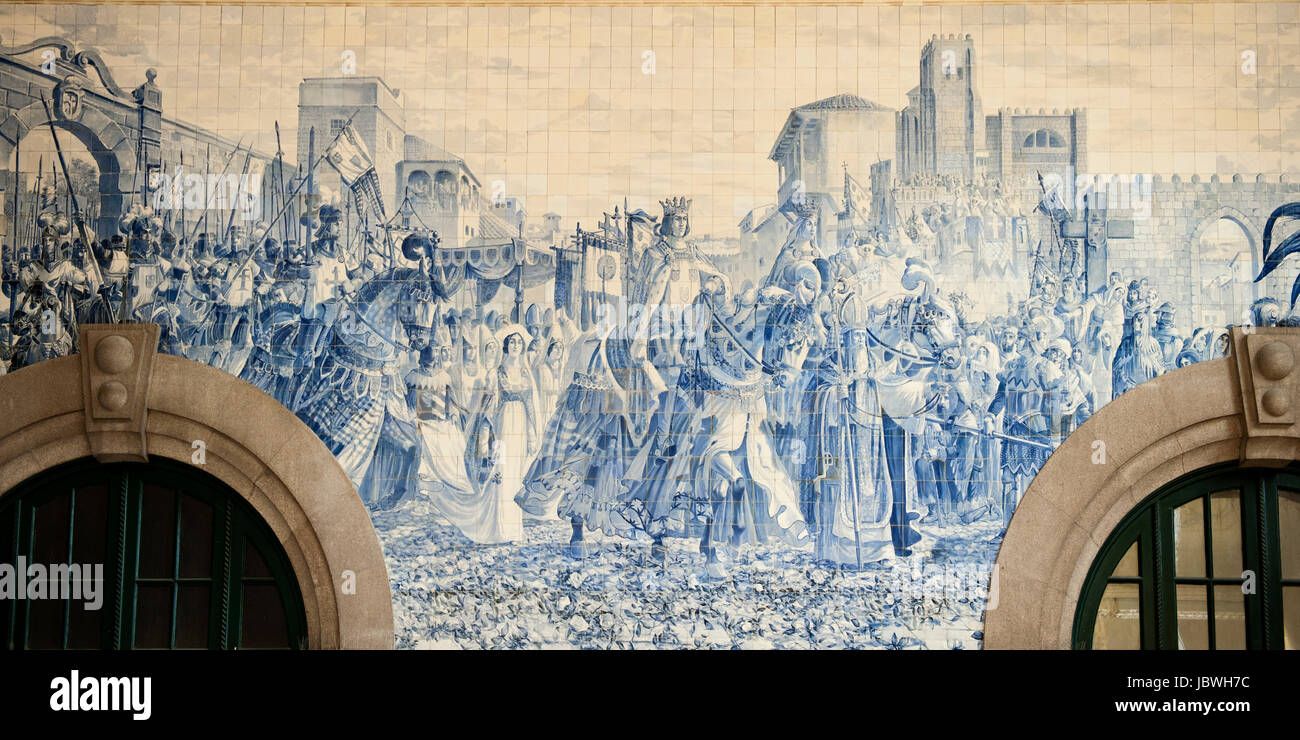 Sao Bento Bahnhof, Azulejos, Eingang des Dom Joao darstellt ich in Porto, Portugal, UNESCO-Weltkulturerbe Stockfoto