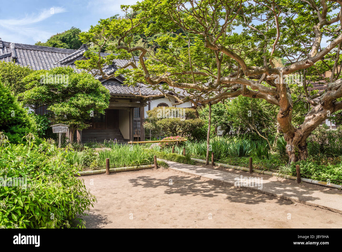 GokurakujiTempel, ein buddhistischer Tempel der ShingonSekte in Kamakura, KanagawaPräfektur