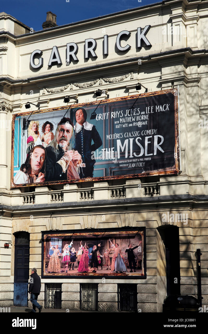 Reklametafeln für The Miser im Garrick Theatre London lee Mack, Griff Rhys Jones Stockfoto