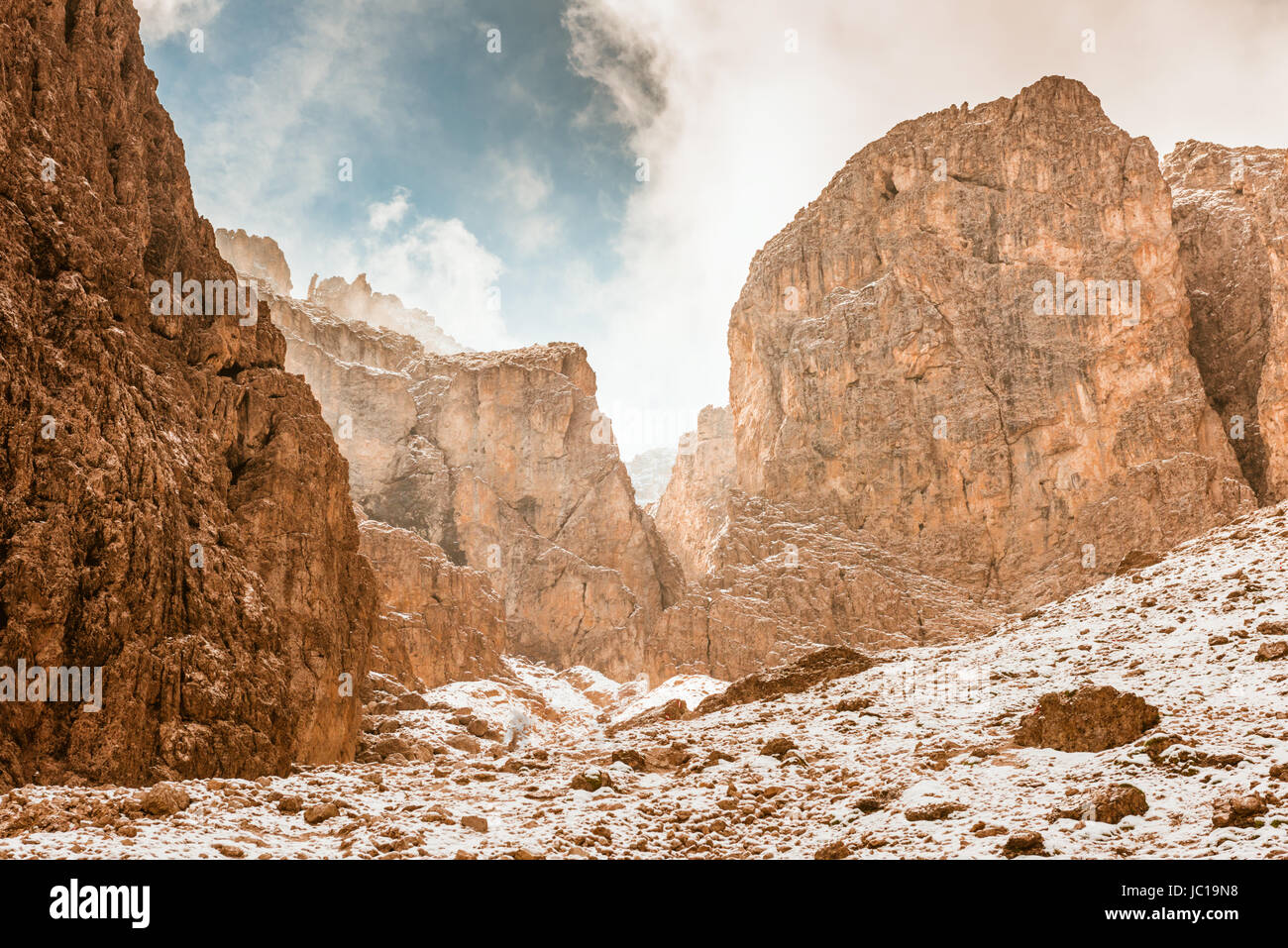 Sommer-Pfad zur Sella Ronda Dolomiten Italien Stockfoto