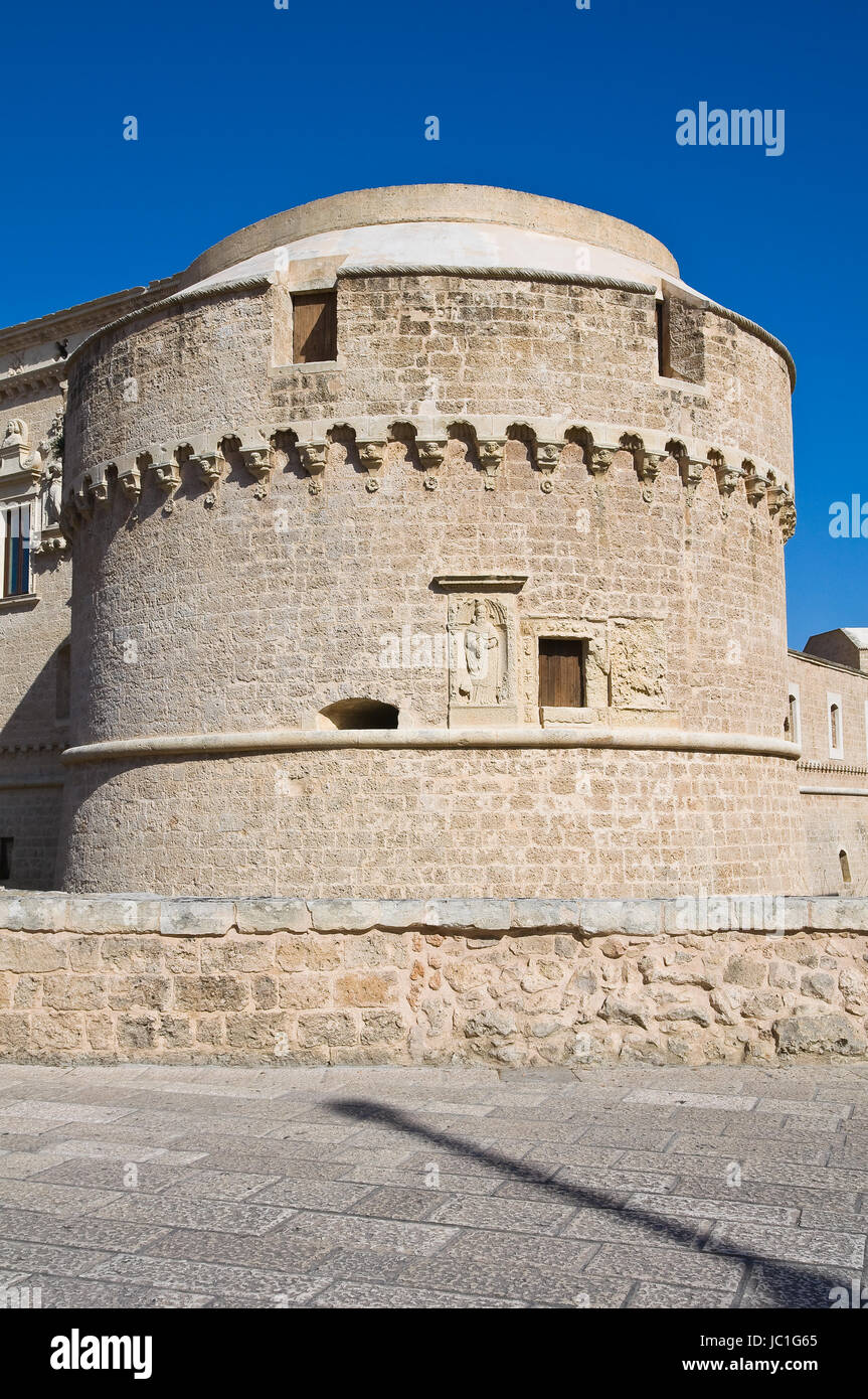 De Monti Burg von Corigliano Hartweizenpasta. Puglia. Italien. Stockfoto