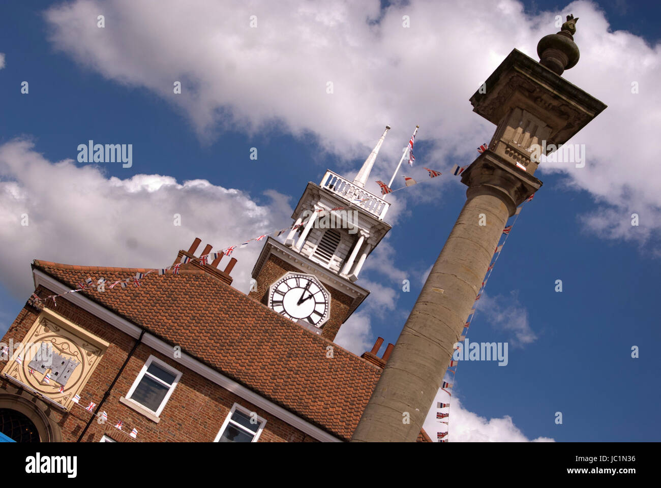 Stockton-Rathaus und Markt zu überqueren Stockfoto