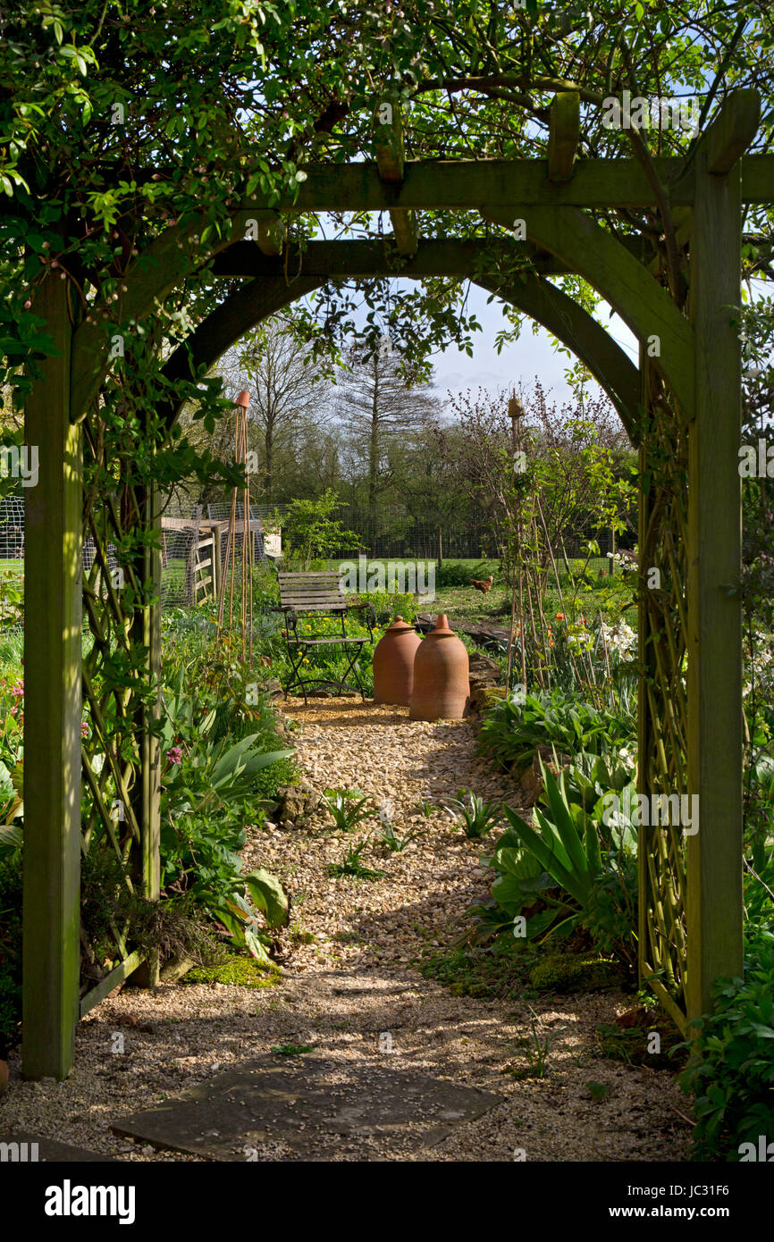 Gartenbogen Aus Holz Stockfotos und bilder Kaufen Alamy
