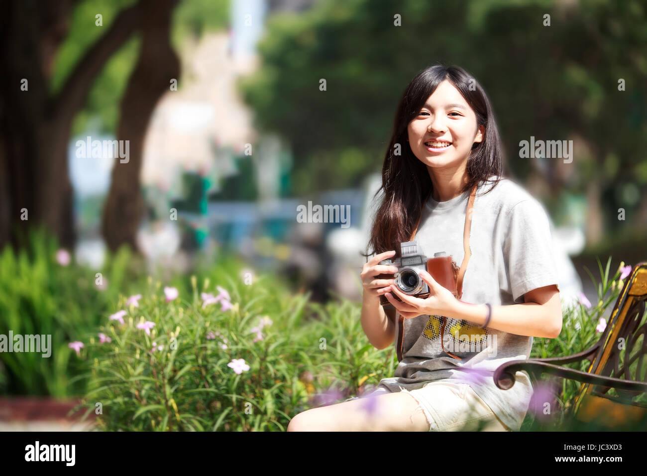 Outdoor Sommer Bildniss ziemlich niedlich Mädchen für Adv oder anderen Zweck Verwendung Stockfoto