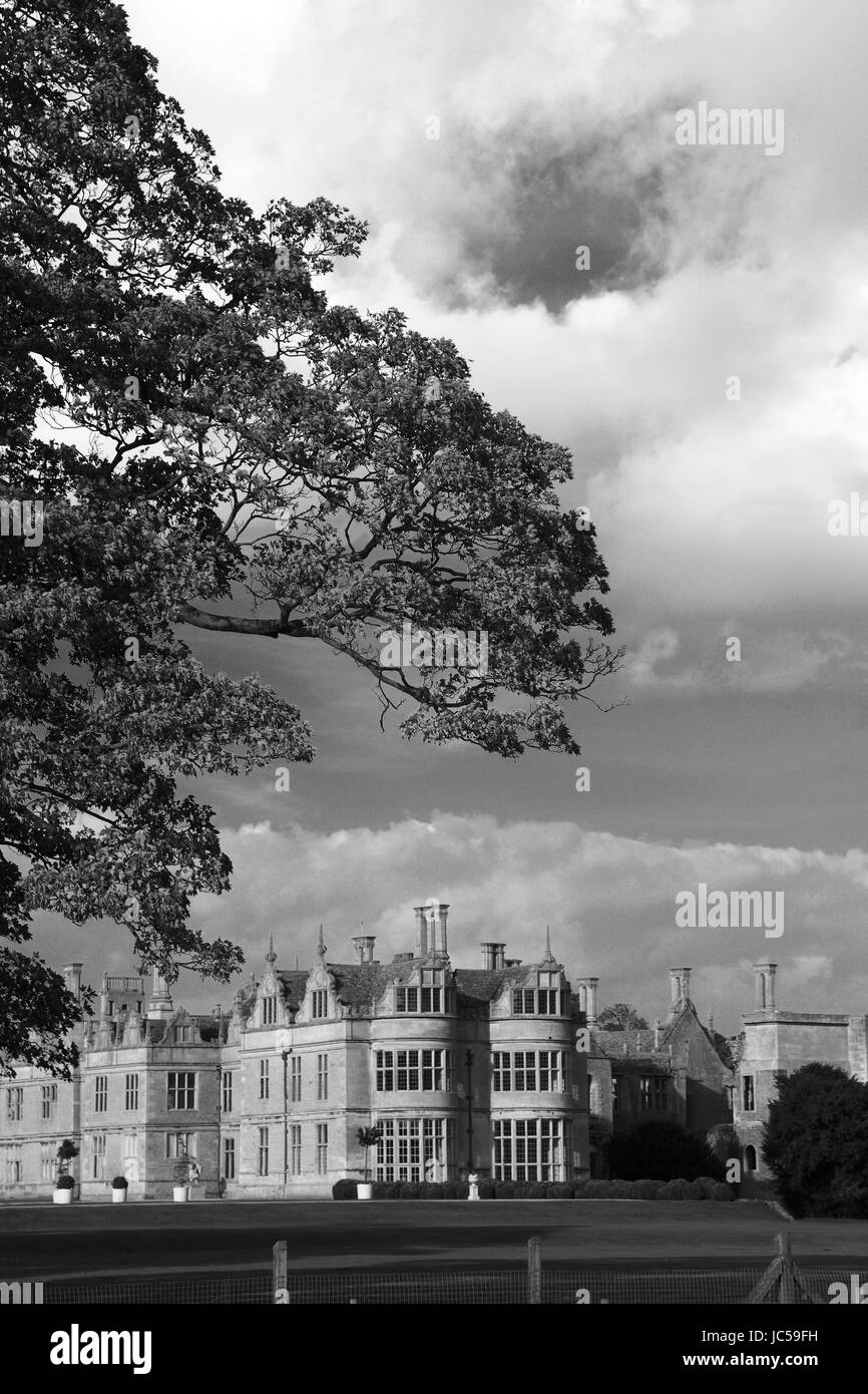 Herbstfärbung, Kirby Hall, in der Nähe von Corby Stadt, Northamptonshire, England, UK Stockfoto