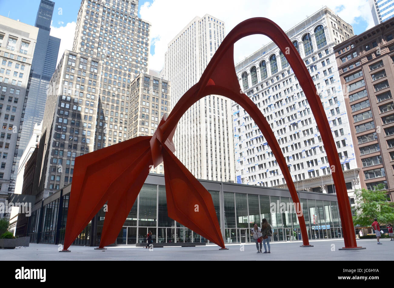 CHICAGO - 29. Mai: Flamingo im Federal Plaza in Chicago, ist hier am 29. Mai 2016 gezeigt. Die Stabile wurde vom amerikanischen Bildhauer Alexander errichtet. Stockfoto