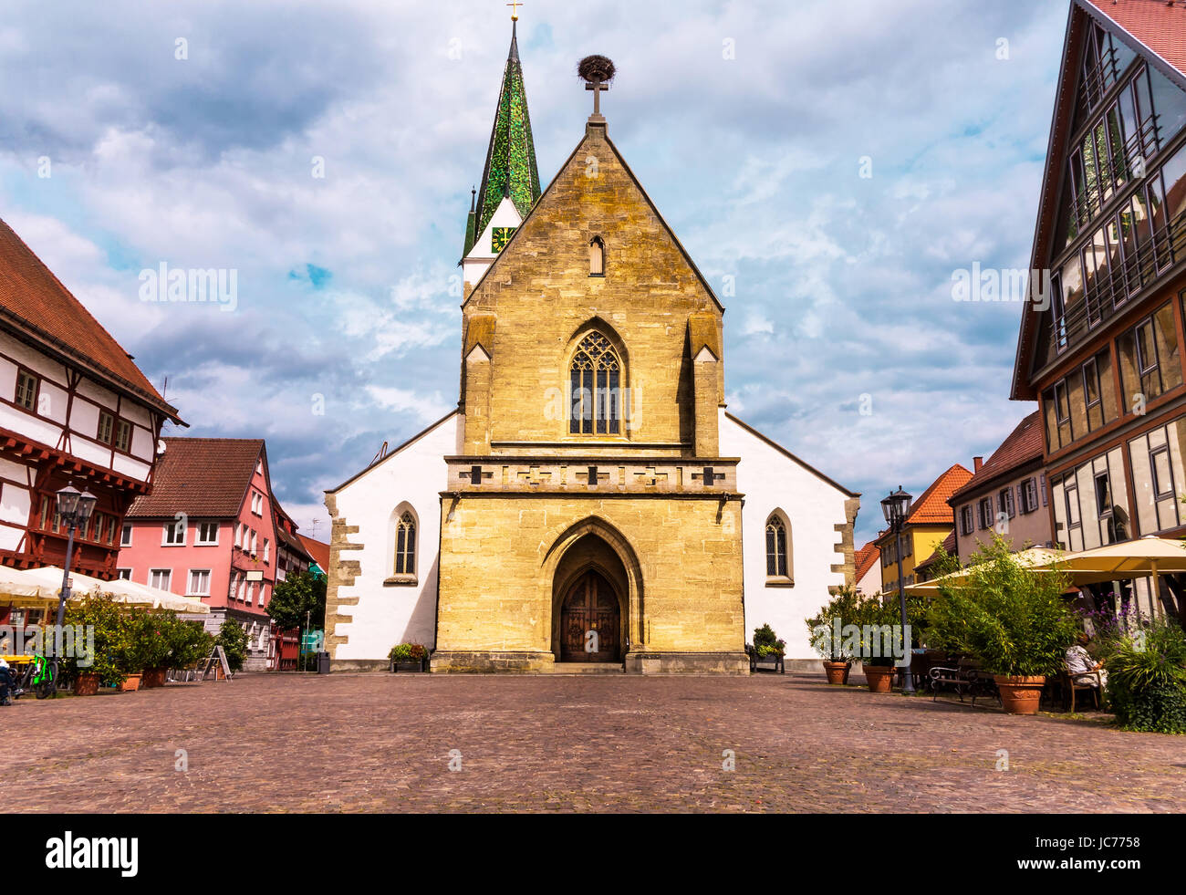 Marktplatz in Bad Saulgau mit St. Johannes der Täufer Kirche Stockfoto