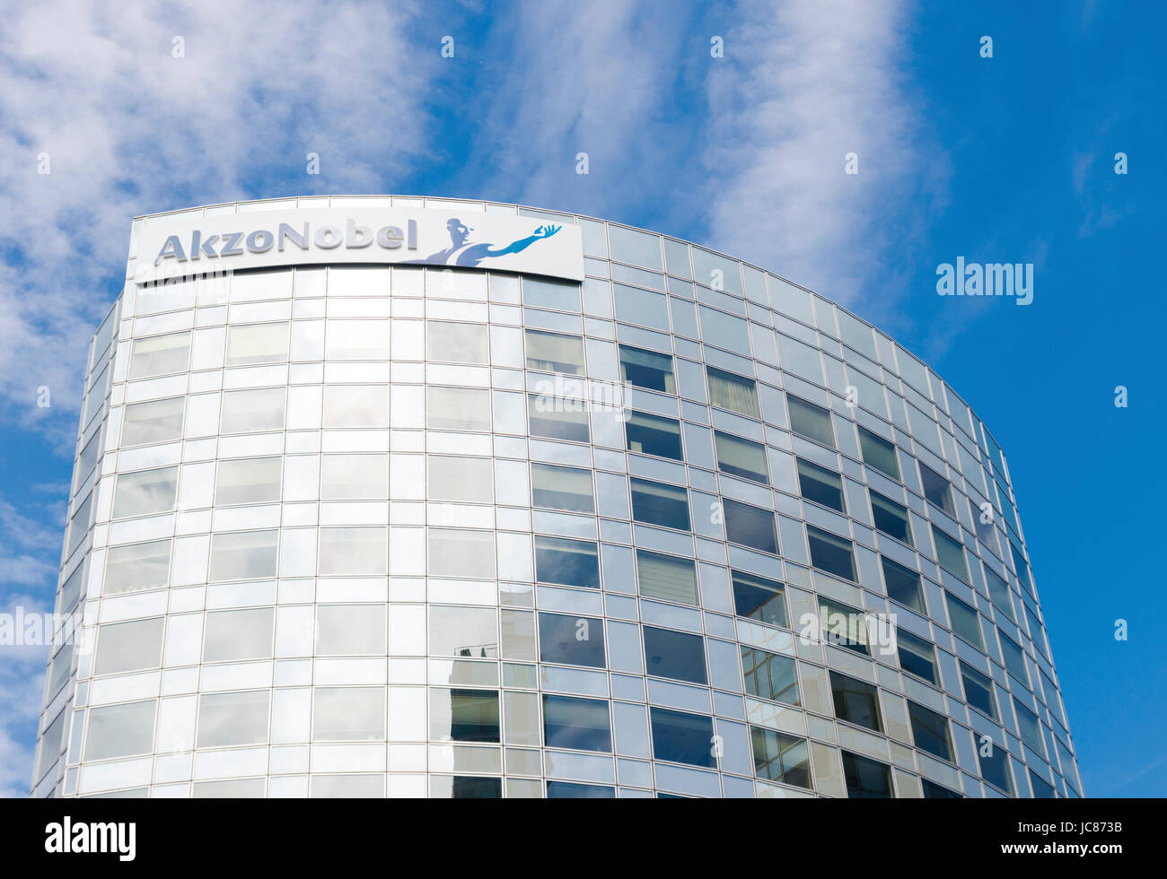 Exterieur der Akzo Nobel-Zentrale in Amsterdam. Es ist ein niederländischer multinationales Unternehmen mit Operationen im Bereich der Beschichtungen und (Spezialchemikalien) Stockfoto
