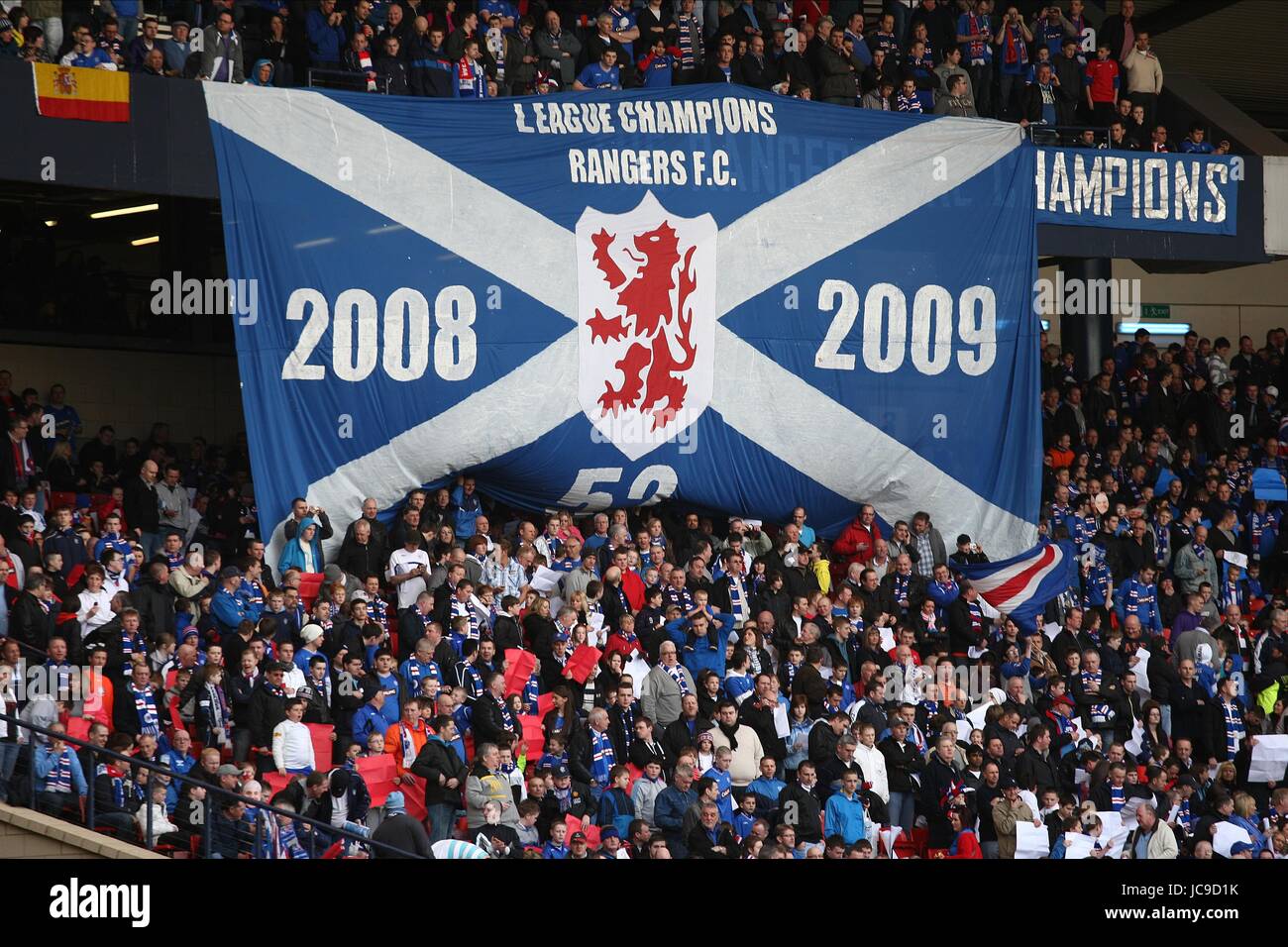 Glasgow Rangers Fans Stockfotos Und Bilder Kaufen Alamy
