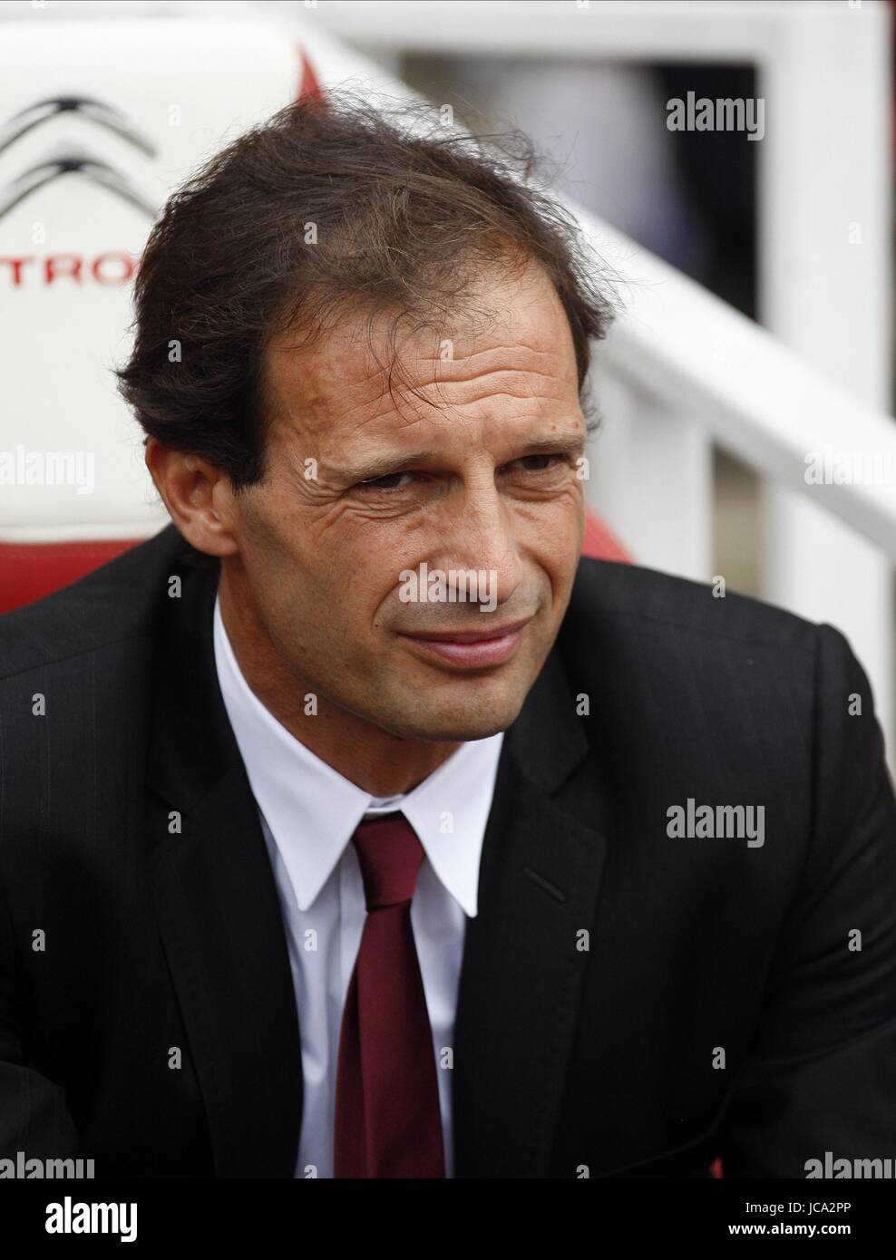 MASSIMILIANO ALLEGRI AC Mailand Trainer AC MILAN-Trainer EMIRATES Stadion LONDON ENGLAND 31. Juli 2010 Stockfoto