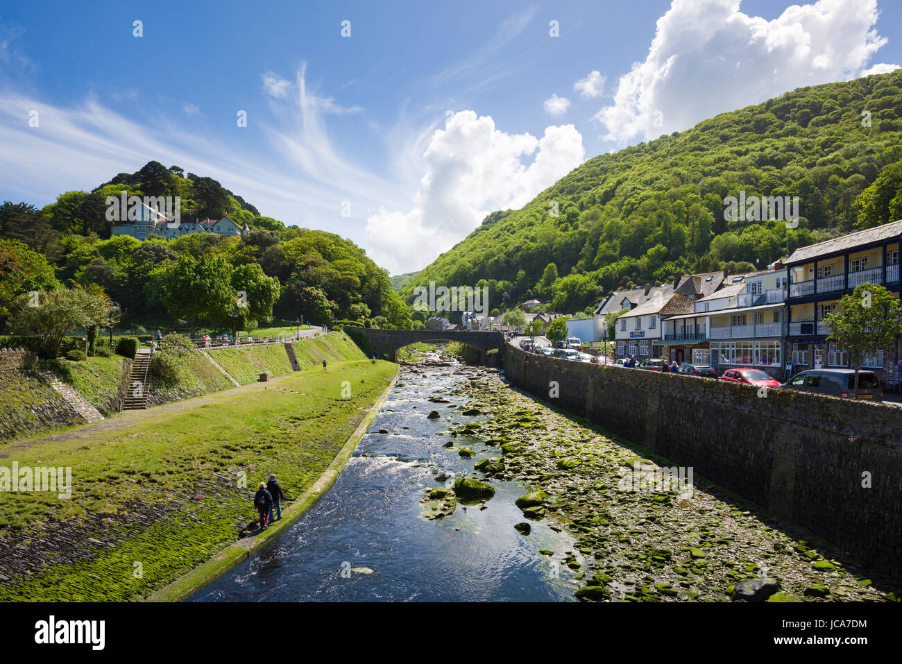 East River Lyn an Lynmouth auf der Nord-Devon Coast in Exmoor National Park, England. Stockfoto